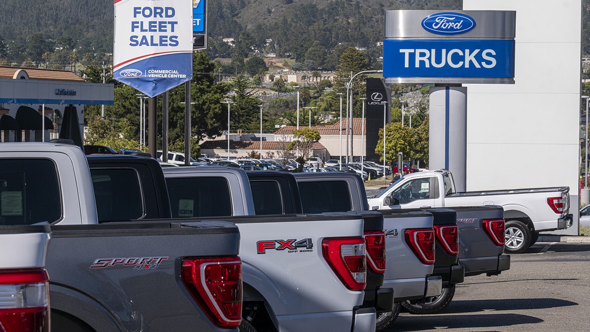 Ford F-150, F-250 recall issued over rear camera issue