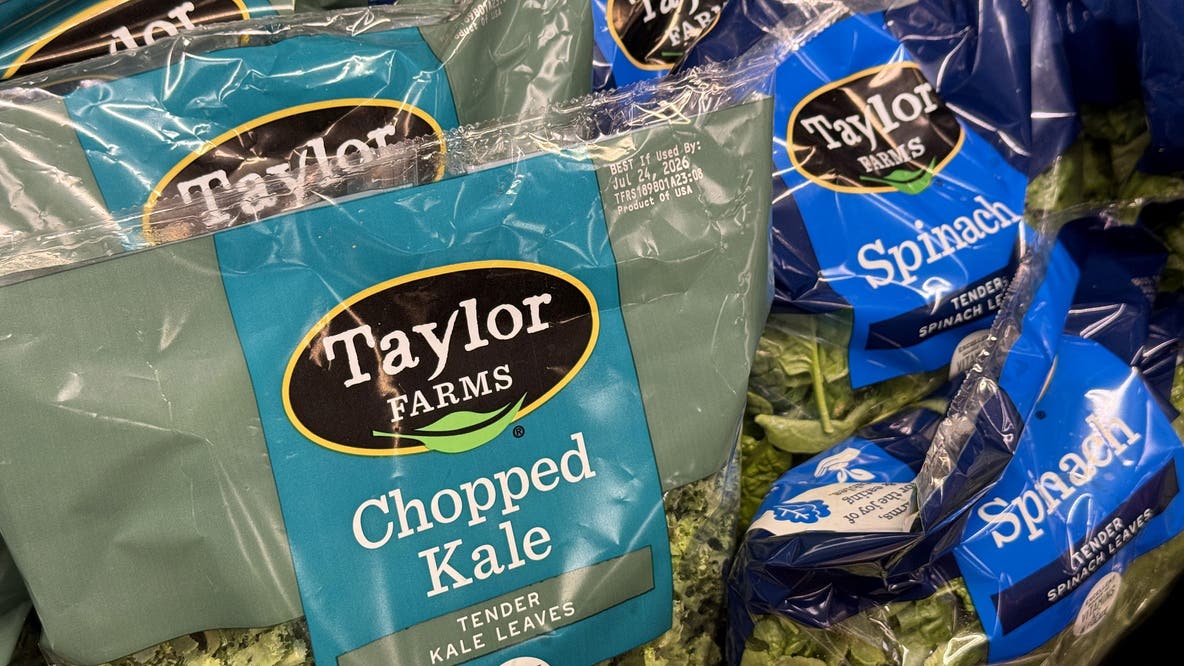 Nation's largest food distributor halts Mexican lettuce purchases after outbreak linked to two deaths