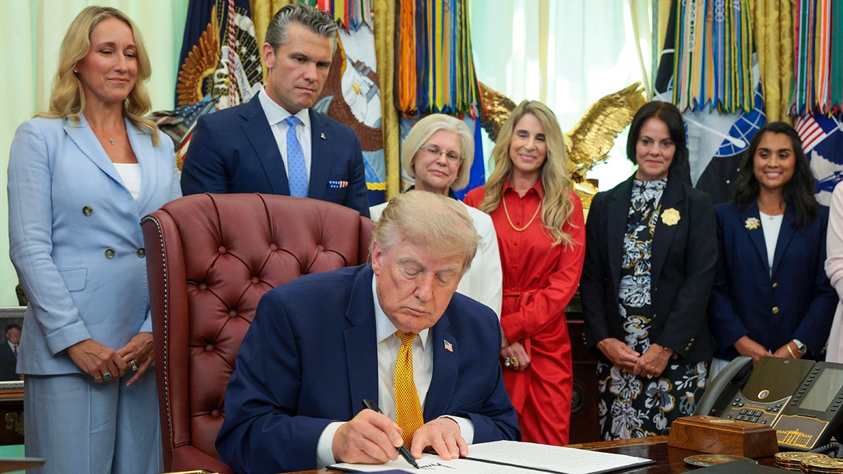 Trump signs executive order establishing Military Spouse Commission opening direct line with military families