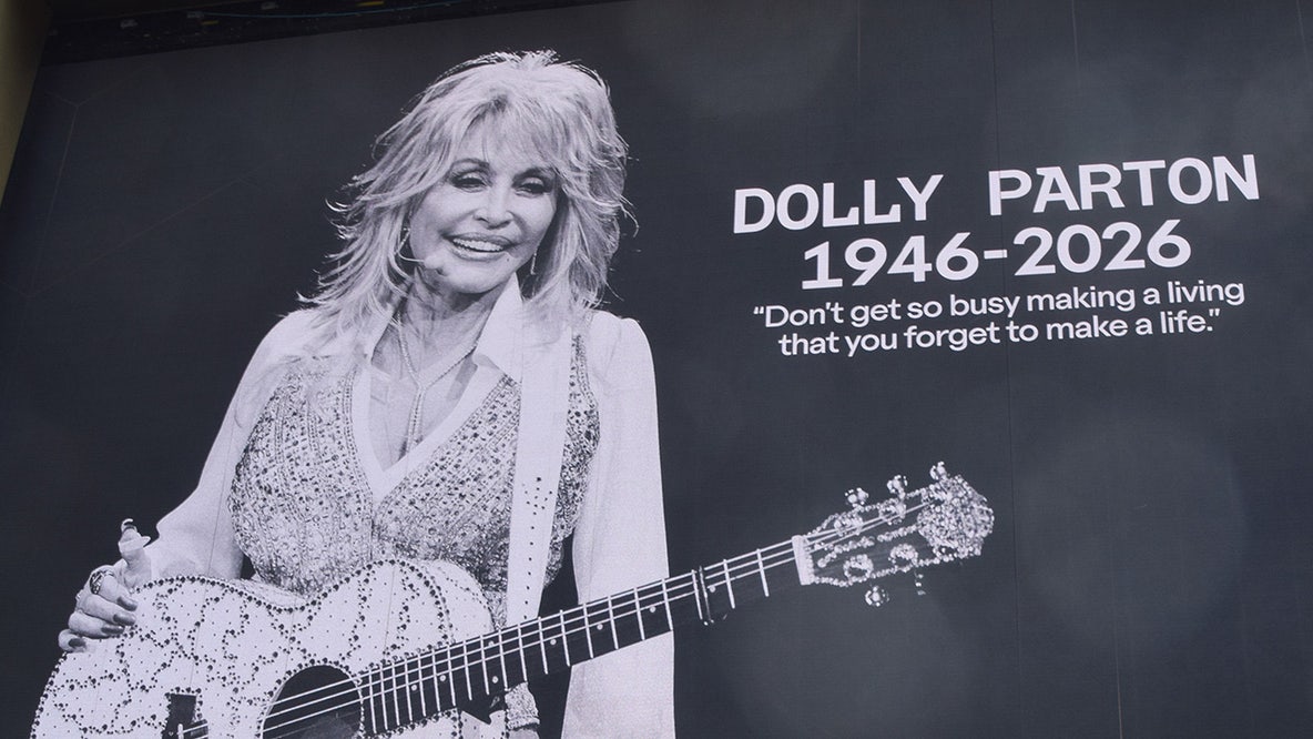 Dollyfest to honor Dolly Parton over 2 weekends and on 2 continents