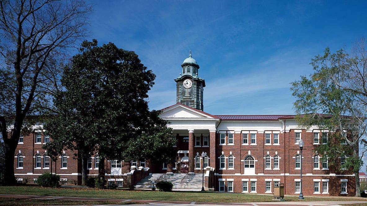 Tuskegee University requires business suits, bans bonnets and du-rags in new dress code