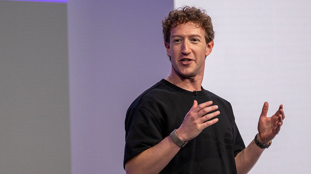 Facebook founder Mark Zuckerberg's yacht crew did not respond to maritime distress call: report