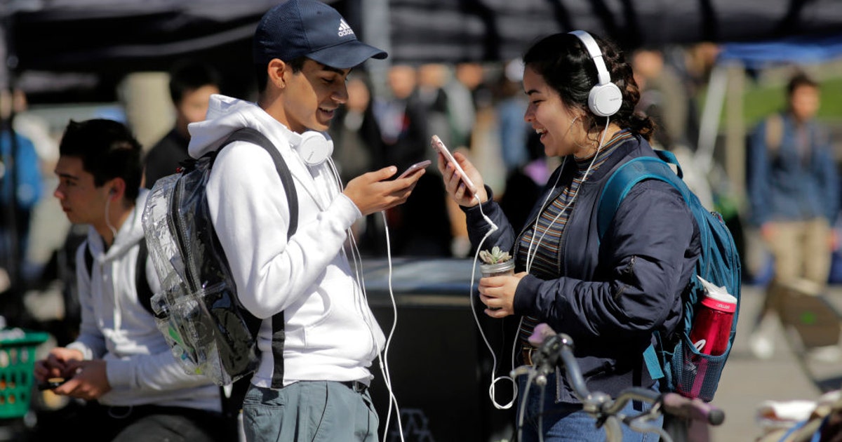 Colleges defend ‘content creator’ degree programs