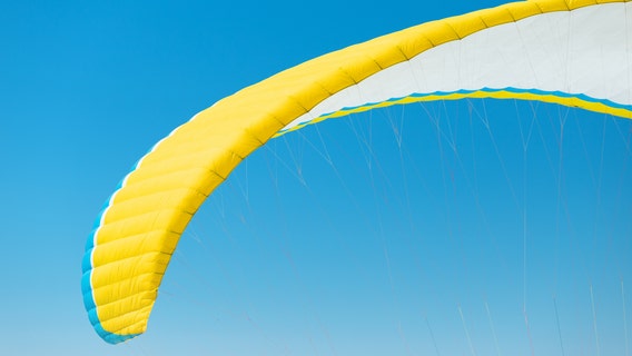 South Dakota mayor, two children involved in paraglider crash that killed 8-year-old