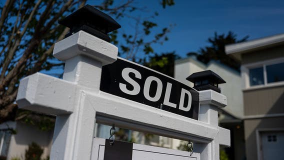 Mortgage rates climb to highest level in over a year: What homebuyers need to know
