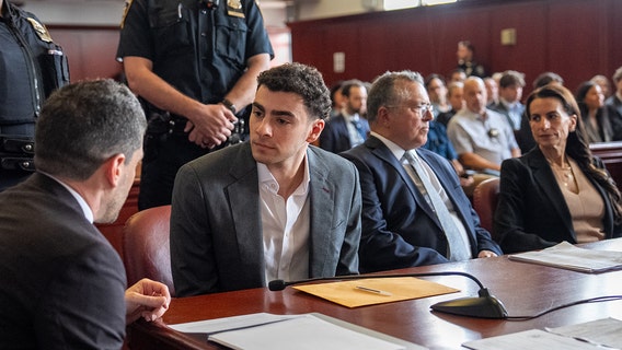 Luigi Mangione expected to plead guilty in federal court: Report