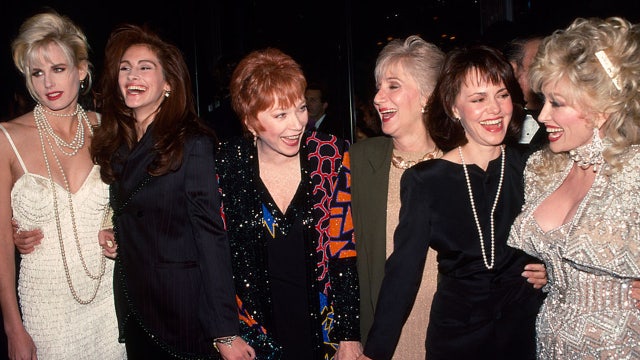AMC brings 2 classic Dolly Parton movies back to select theaters: Here's what to know