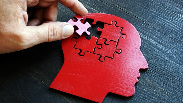 Shingles vaccine linked to 24% lower dementia risk in older adults