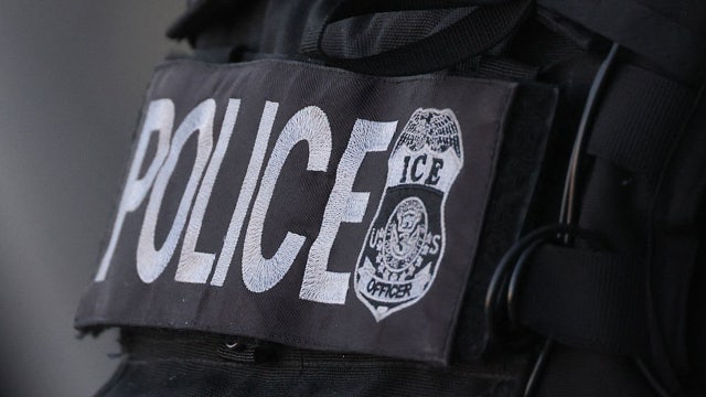 ICE proposes offering insurance for local police that arrest immigrants