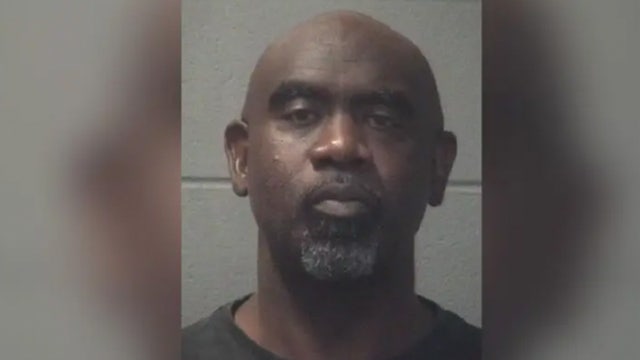 DoorDash mom left with skull fractures, brain bleeds after man allegedly follows her and attacks with bat
