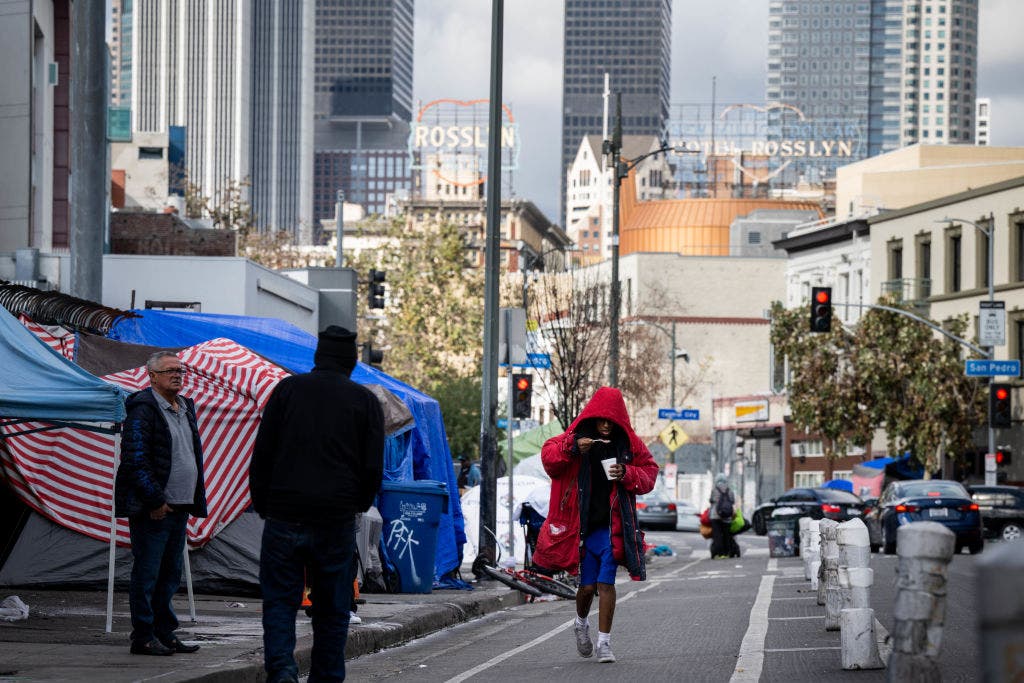 US poverty rate hits record low as median household income reaches new high