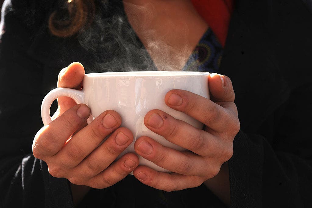 'Very hot' coffee and tea linked to higher cancer risk