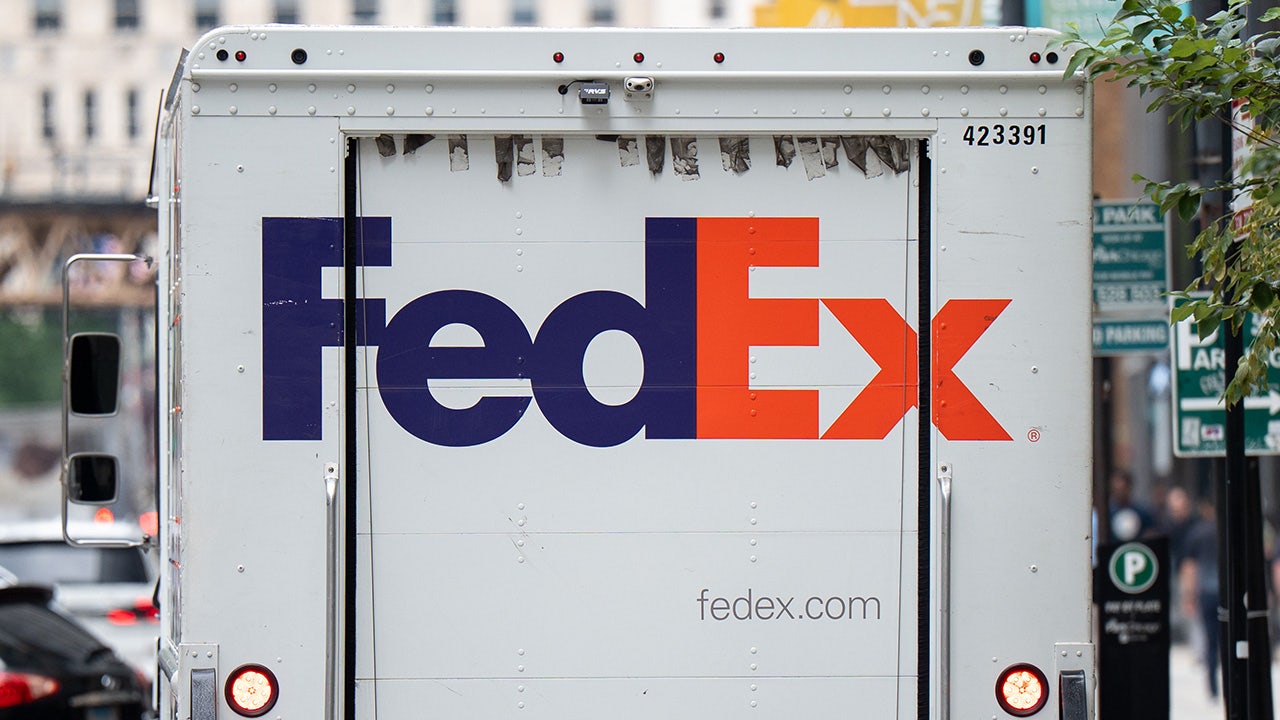 Here are FedEx’s deadlines to ensure holiday gifts arrive by Christmas