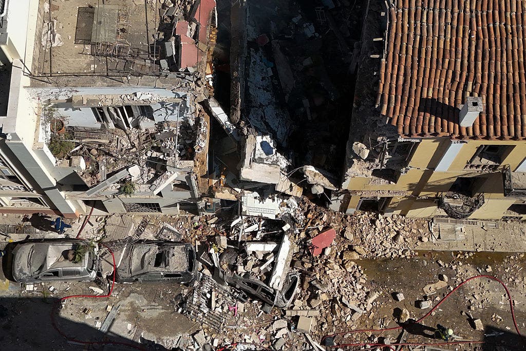 Athens building collapse: Bodies of 6 people, including 4 Americans, recovered