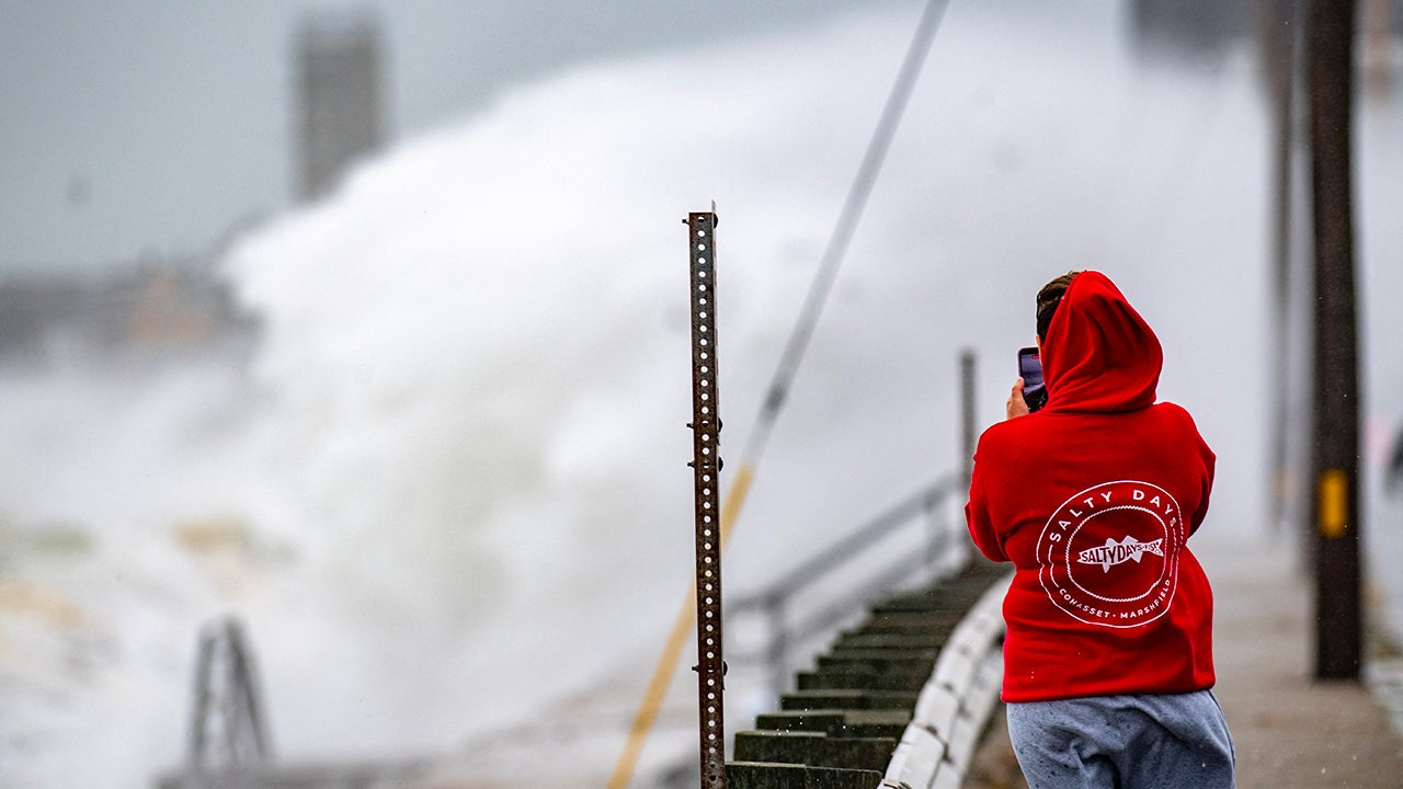 Deadly nor’easter causing dangerous flooding in Northeast US