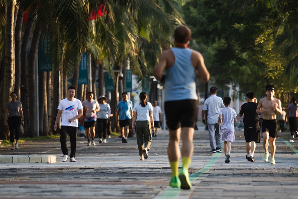 Easy 10-minute exercise may boost mood and sharpen focus, study finds