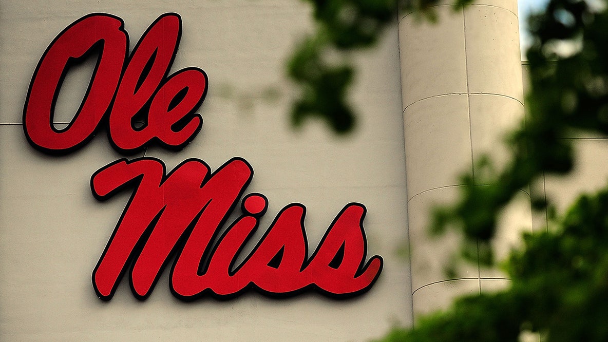 Ole Miss confirms 2 students died after bodies found near kratom packages