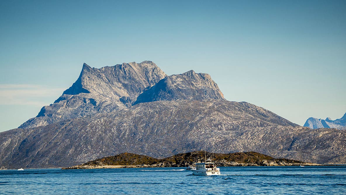 Trump strikes deal granting US permanent military access to Greenland