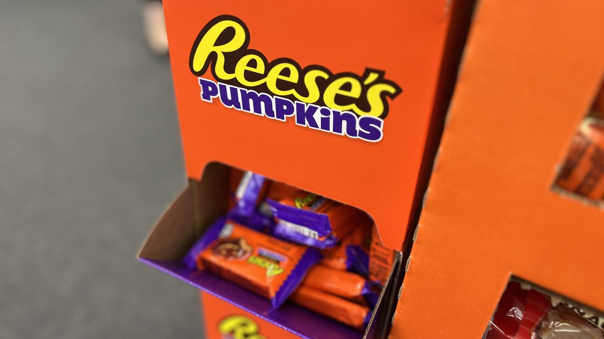 Florida judge dismisses lawsuit over faceless Reese's pumpkins