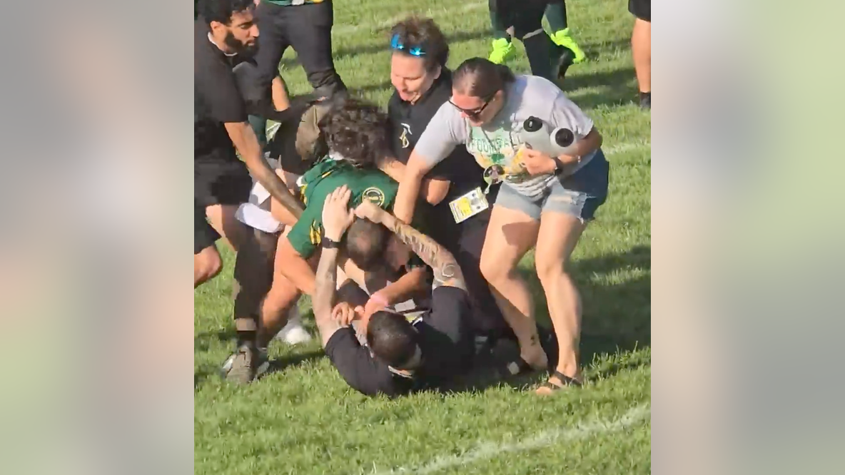 Watch: Brawl breaks out between coaches at youth football game