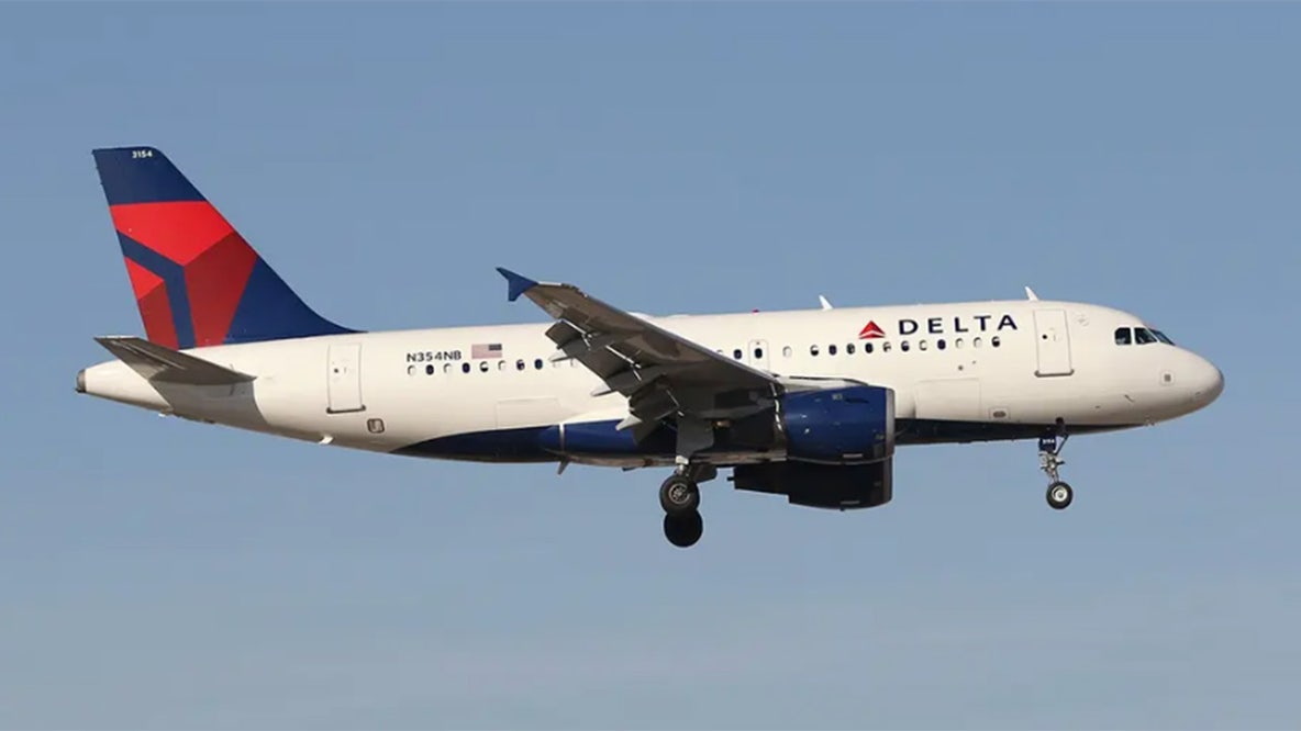 'We need to return immediately,' flight crew warns as pilot health emergency unfolds