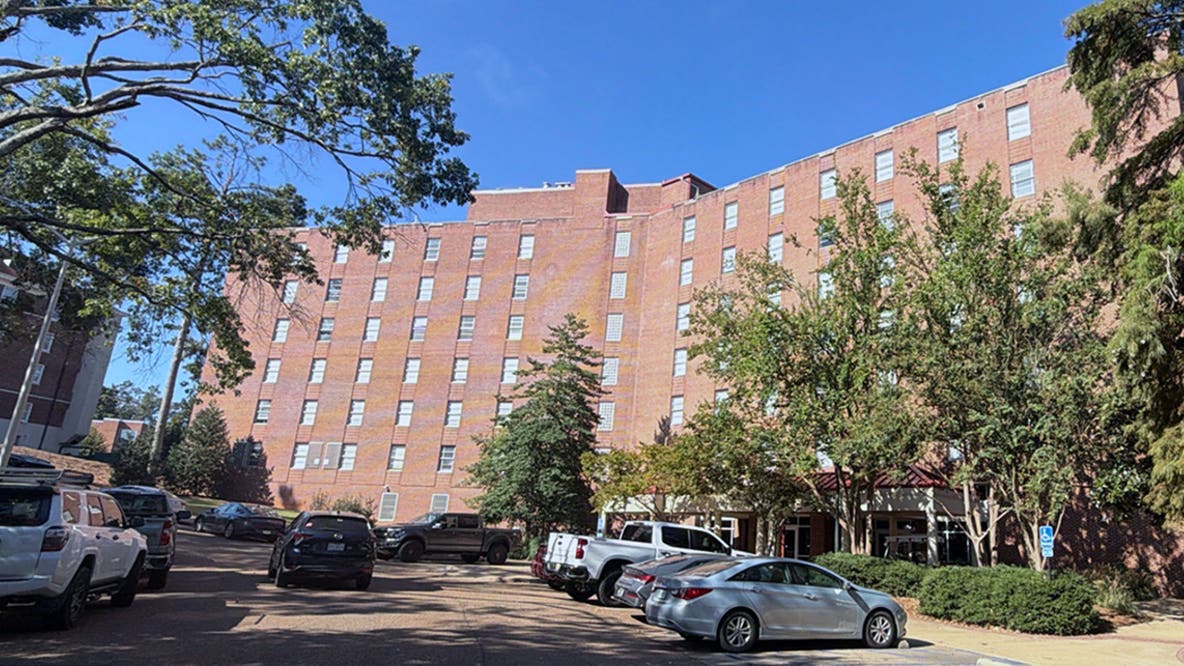 Ole Miss victims identified as narcotics task force probes 2 student deaths