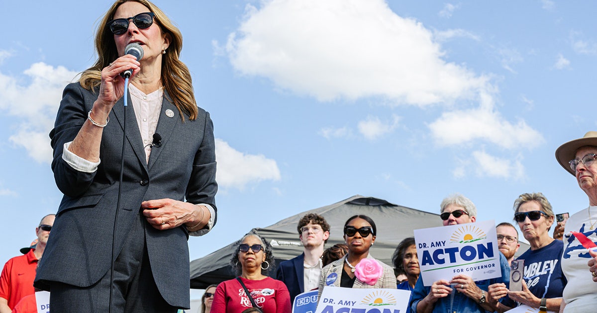 Armed assailant lunges at Democratic gubernatorial candidate during Ohio fair, campaign says