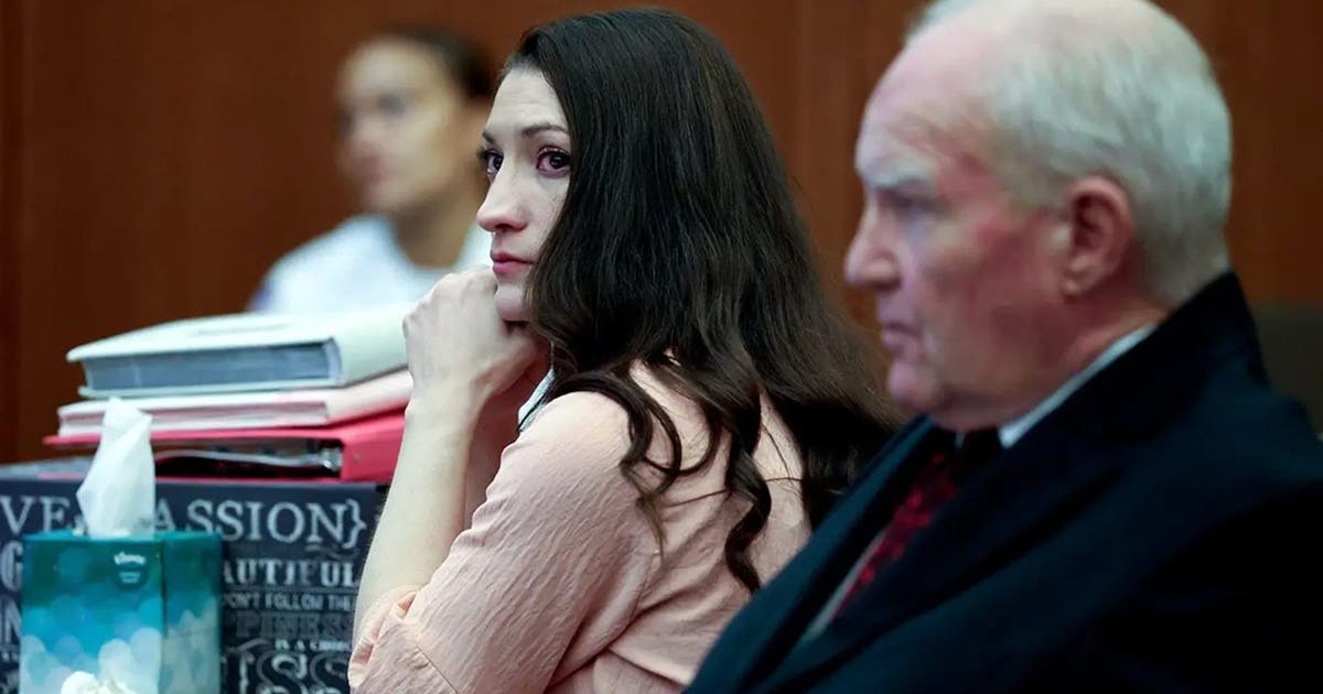 Juror Desronvil blocks Lindsay Clancy insanity verdict, mistrial