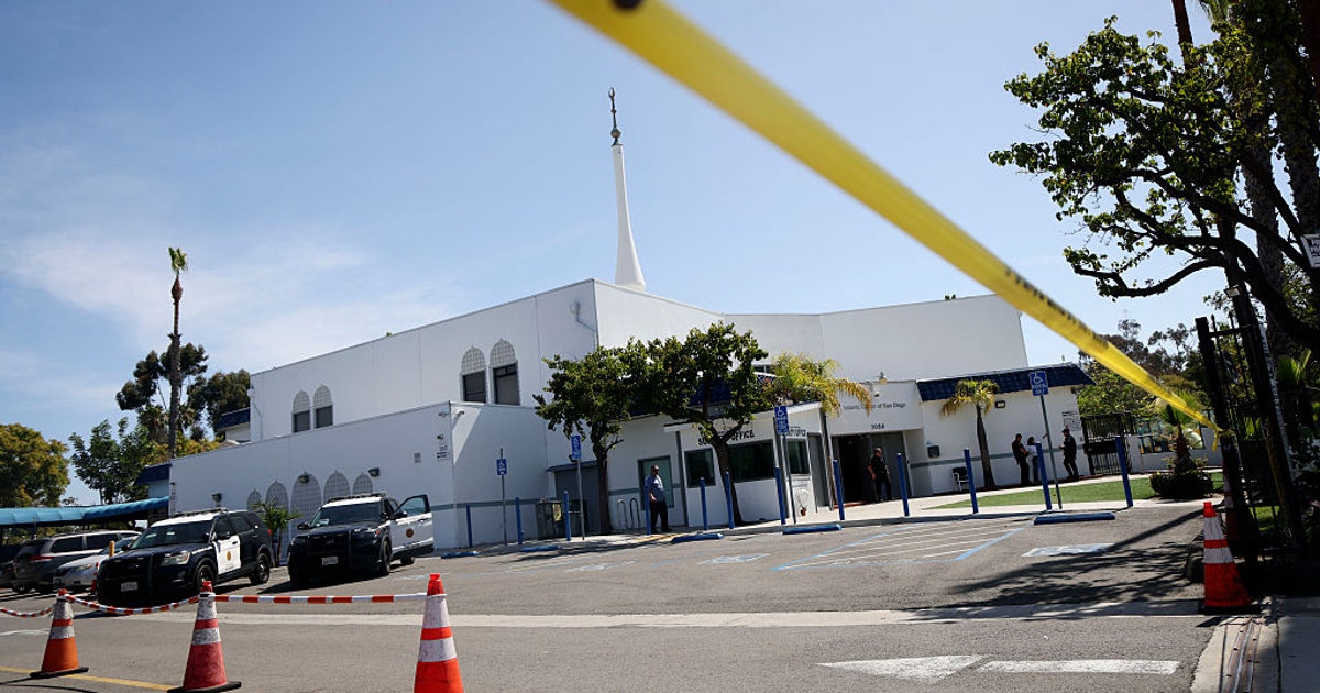 Teen who livestreamed California mosque shooting charged with murder