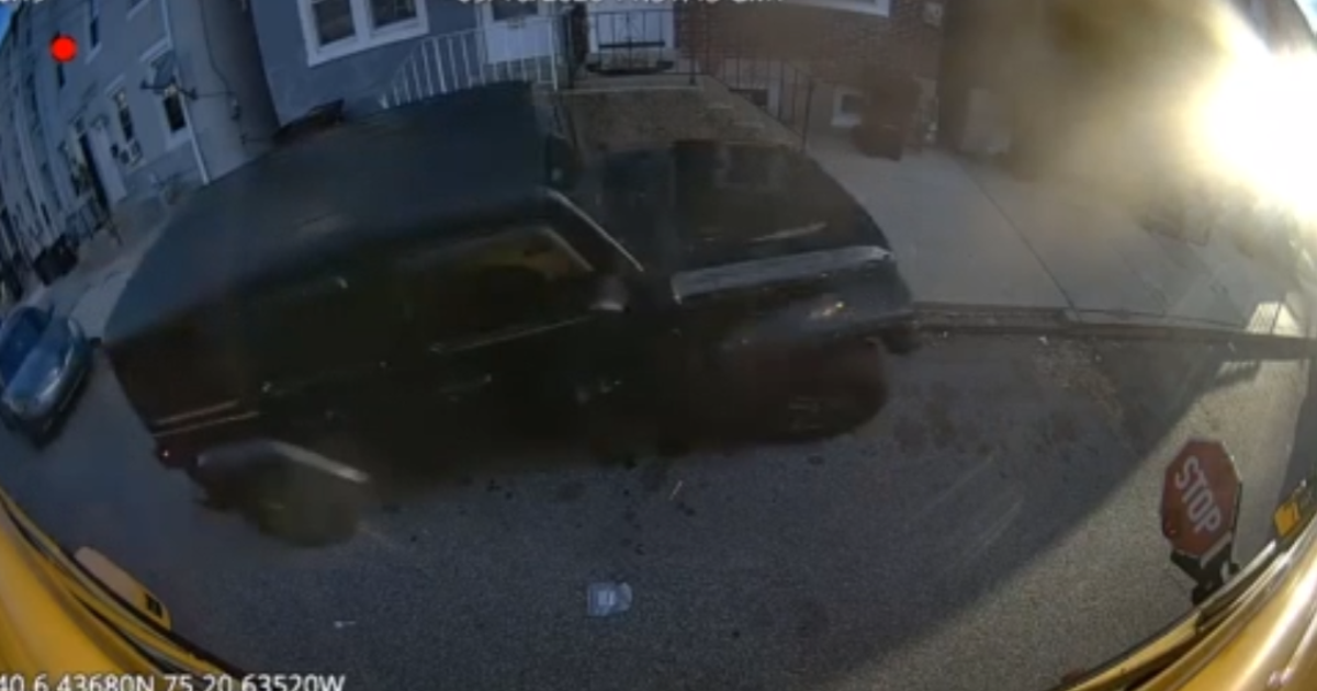 Caught on Camera: Driver uses sidewalk to pass stopped school bus