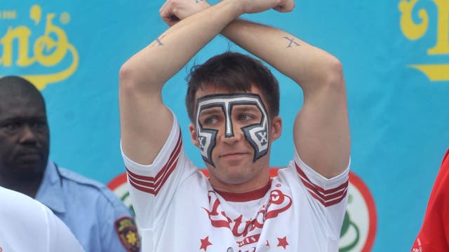 Tim Janus, 'Amazing Race' alum who competed with Joey Chestnut, dies: Reports