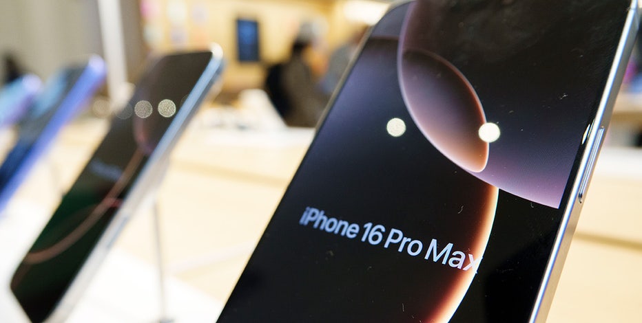 iPhone owners included in Apple’s $250 million settlement can begin filing claims