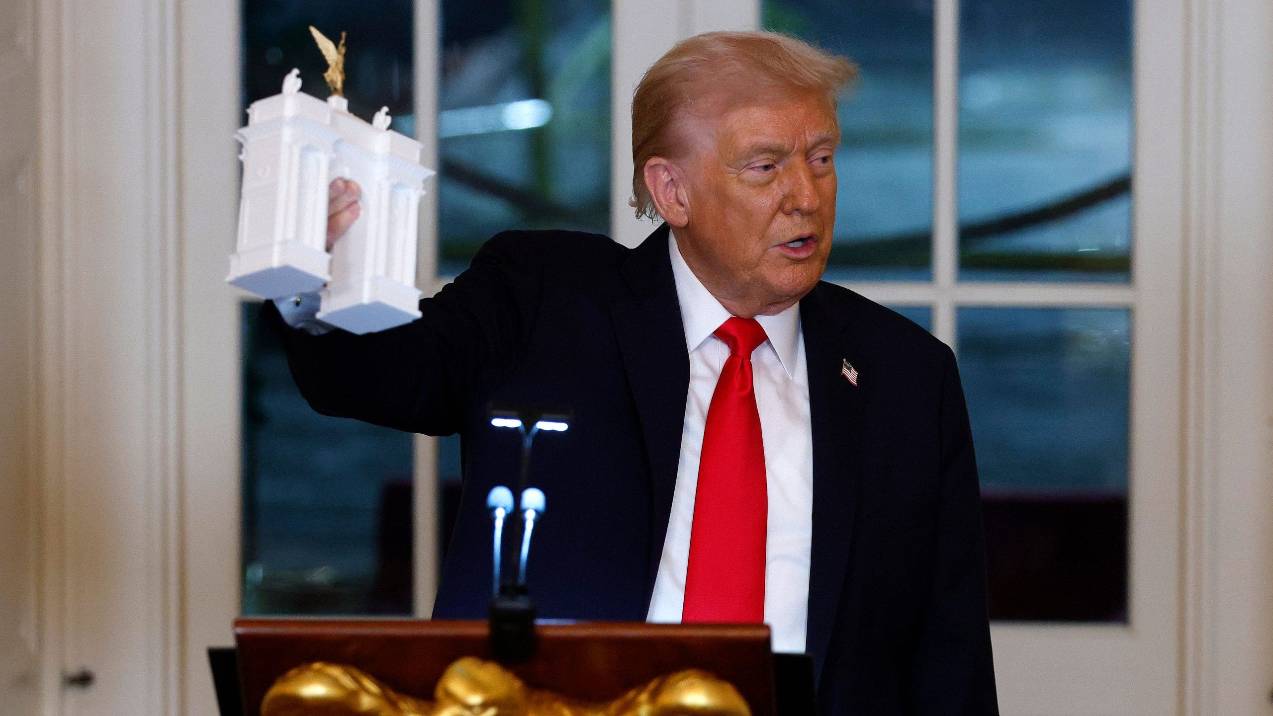 Trump's proposed memorial arch faces lawsuit from Virginia county board
