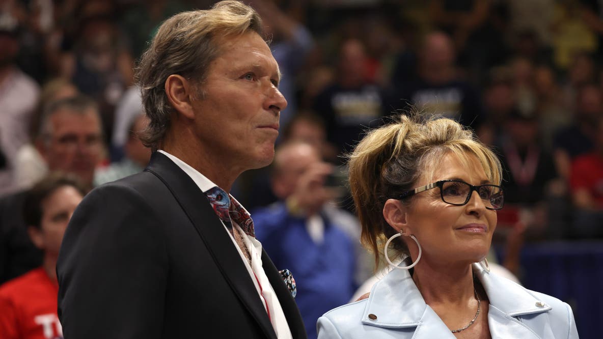 Hockey legend Ron Duguay dies at 69, girlfriend Sarah Palin confirms