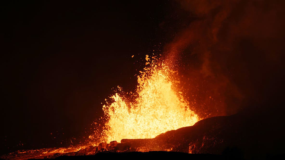 Kīlauea volcano activity prompts trail closures at popular Hawaii national park