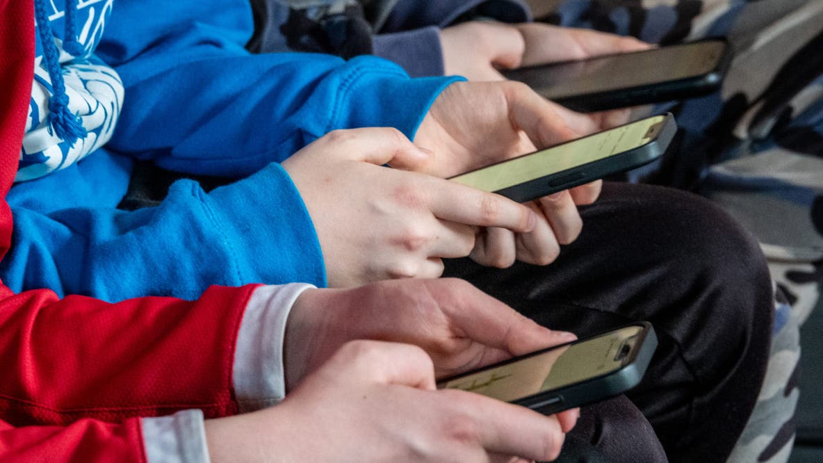 Here's what Americans feel is the biggest downside of smartphones