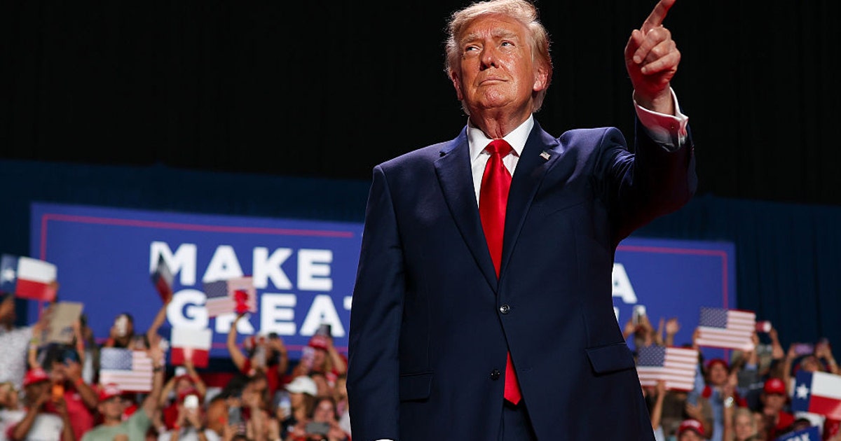New poll says a bipartisan majority of Americans blame Trump for rising costs