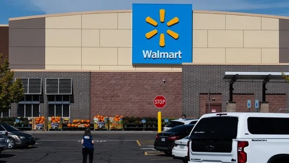 Walmart, Trader Joe's frozen berry recall expands after E. coli outbreak sickened 17
