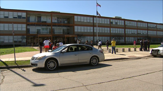 Cops: student called 911 claiming shots fired near Dallas school