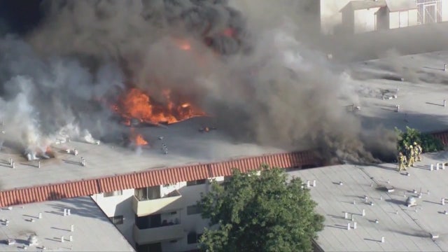 300 people displaced after massive Pico Rivera apartment fire