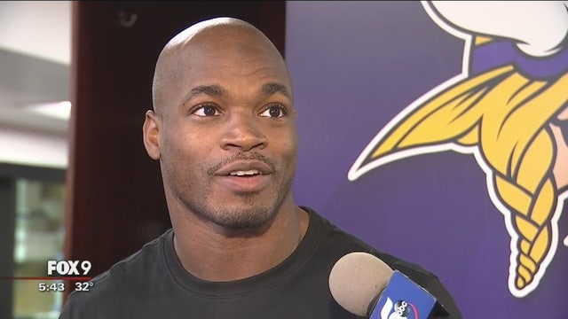 Reports: Adrian Peterson now a Saint