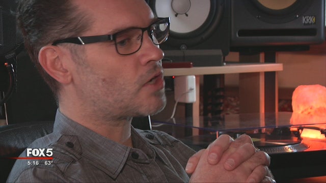 EXCLUSIVE: Former American Idol finalist outraged after restaurant employee calls him 'white boy'