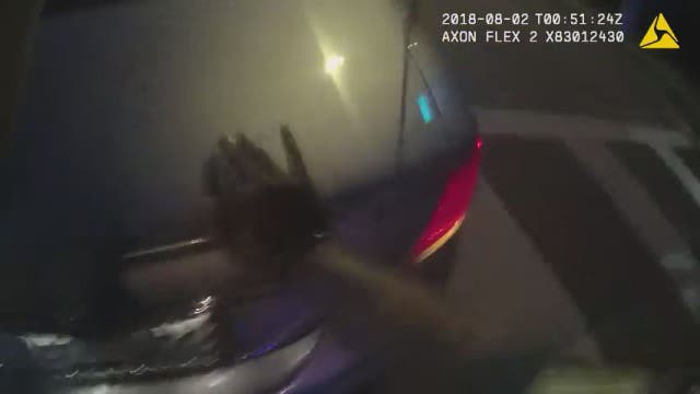 Pasco County deputy helps remove disabled car off the road