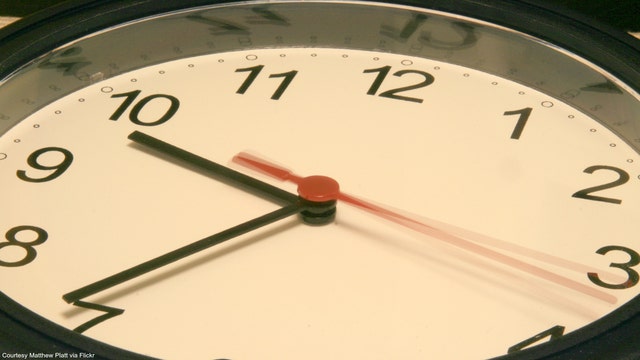 What time is it?? Schools removing old-fashioned clocks because kids can't tell time