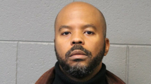 $200K bail for CPD cop accused of sexually assaulting suspect in hospital