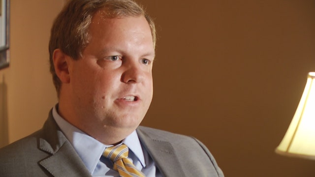 2nd White House staffer resigns after abuse allegations