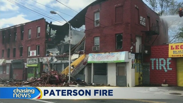 Dog's bark alerts people to building fire