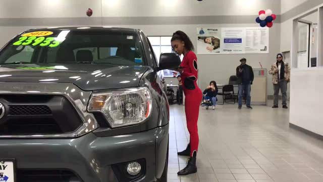 WATCH: Limbo record-holder reaches new low in crazy video