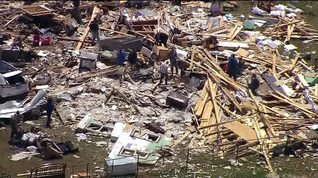 Tornado-ravaged East Texas begins cleaning up