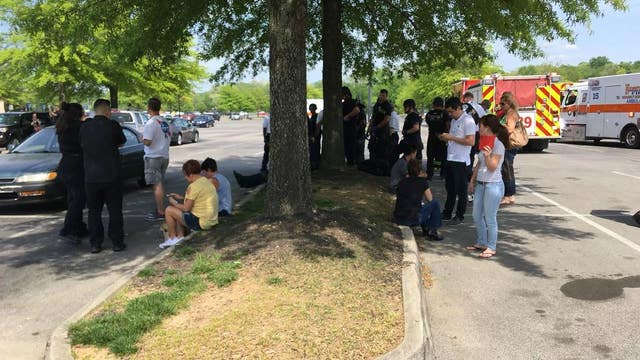 1 person shot at Nashville mall, suspect in custody